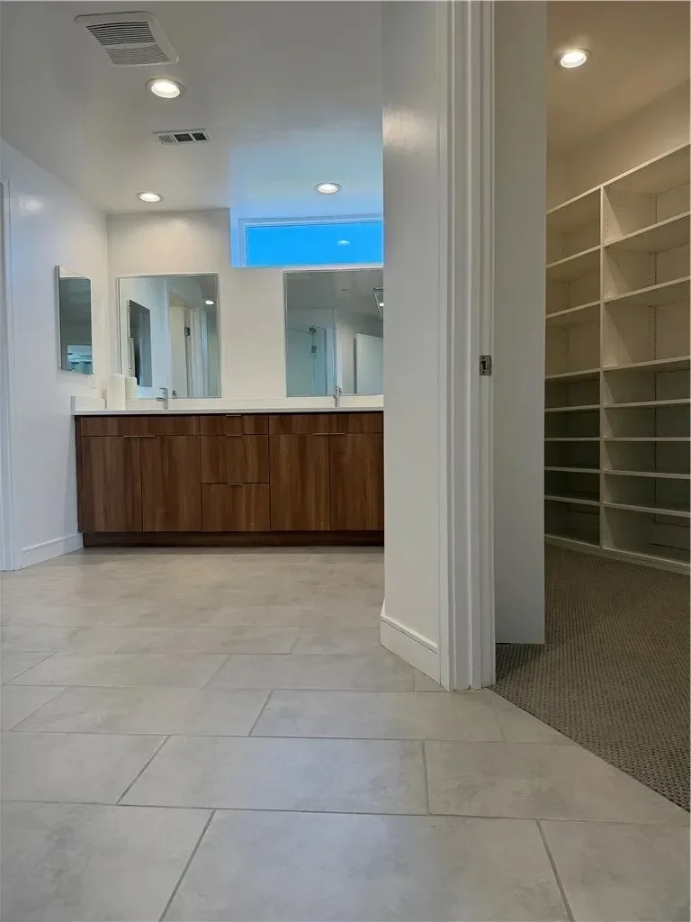 Gallery photo 10