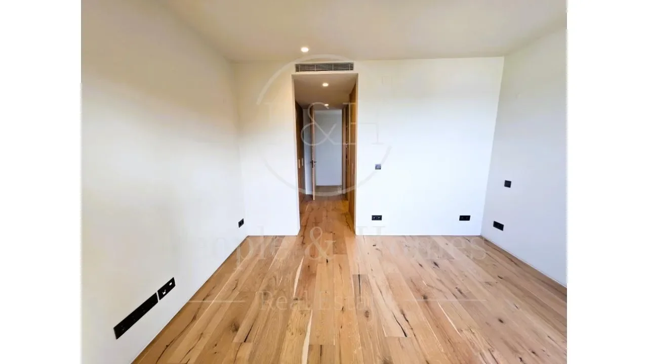 Gallery photo 10