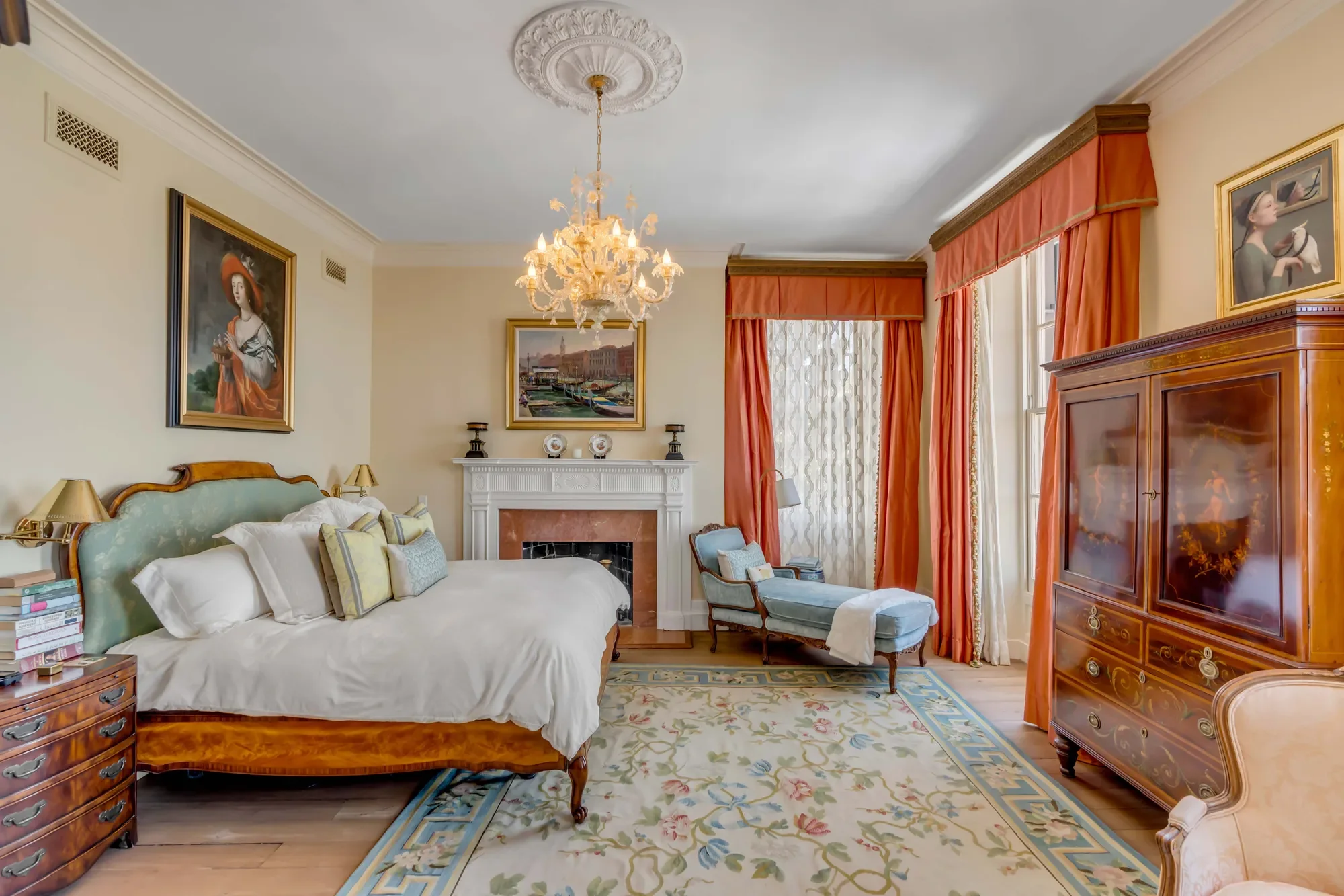 2 Water St, Charleston, SC 29401, Charleston, South Carolina, United States. - Photo 4
