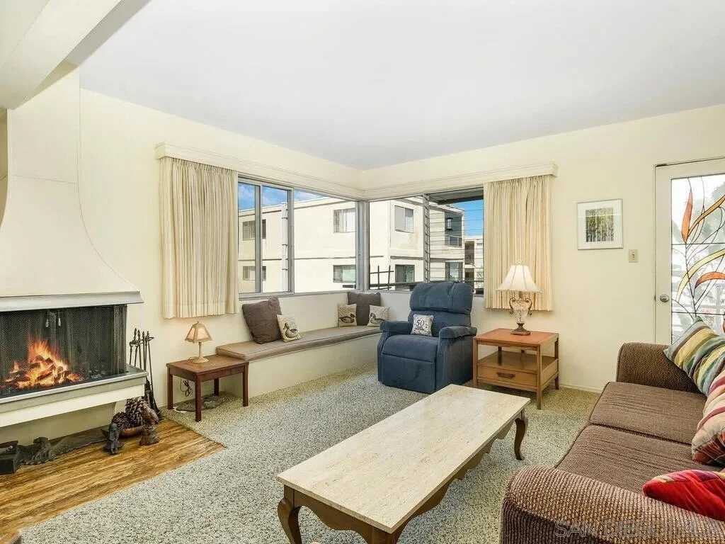 375-81 Rosecrans Street, San Diego, California, United States. - Photo 2