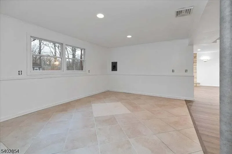 50 Roger Ct, Ringwood Boro, NJ 07456, Ringwood, New Jersey, United States. - Photo 26