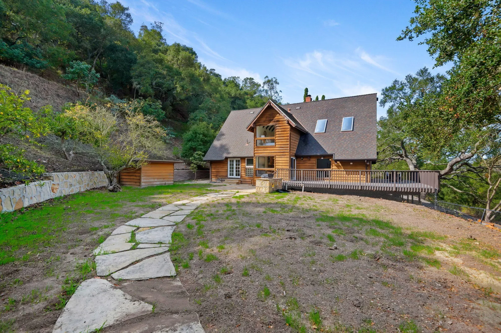 340 W Mountain Drive, Santa Barbara, California, United States. - Photo 34