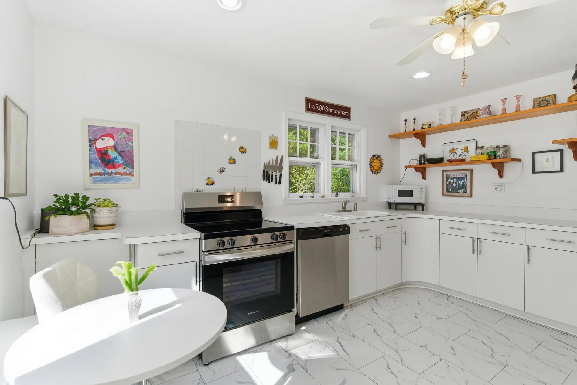 Gallery photo 11