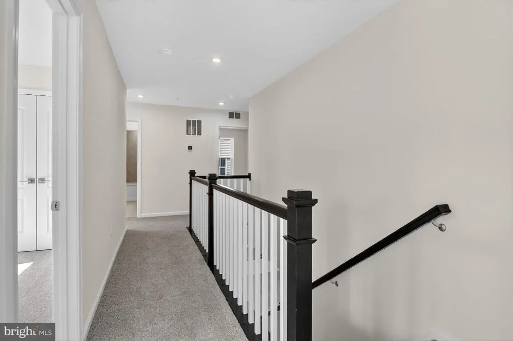 Gallery photo 10