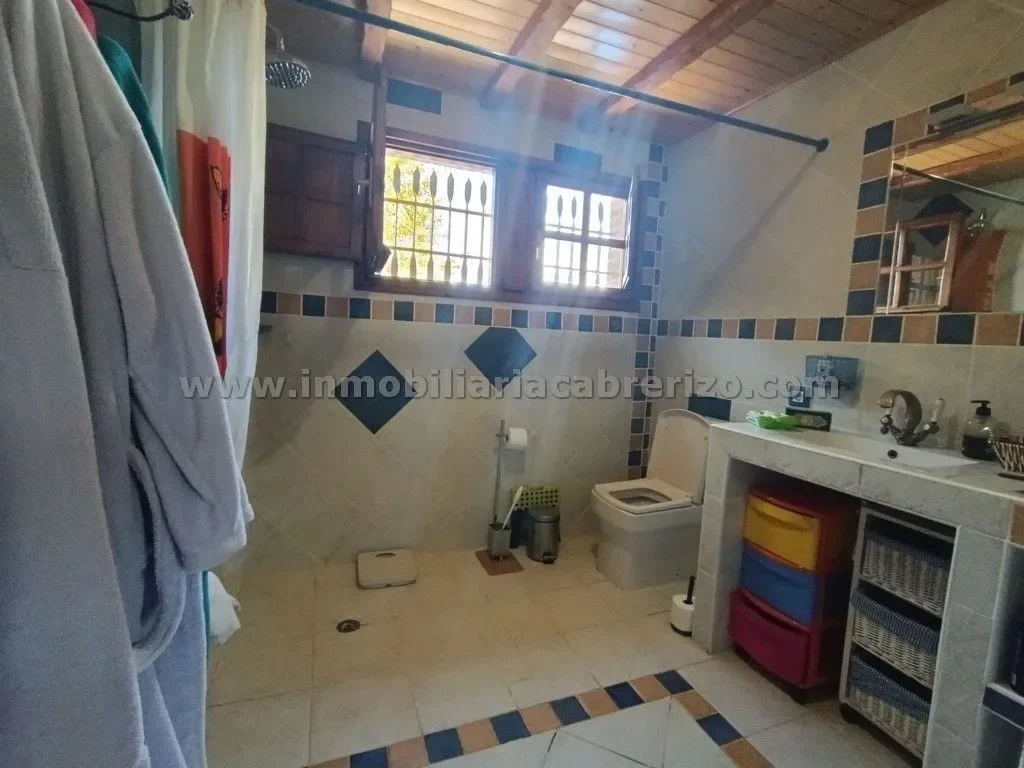 Gallery photo 3