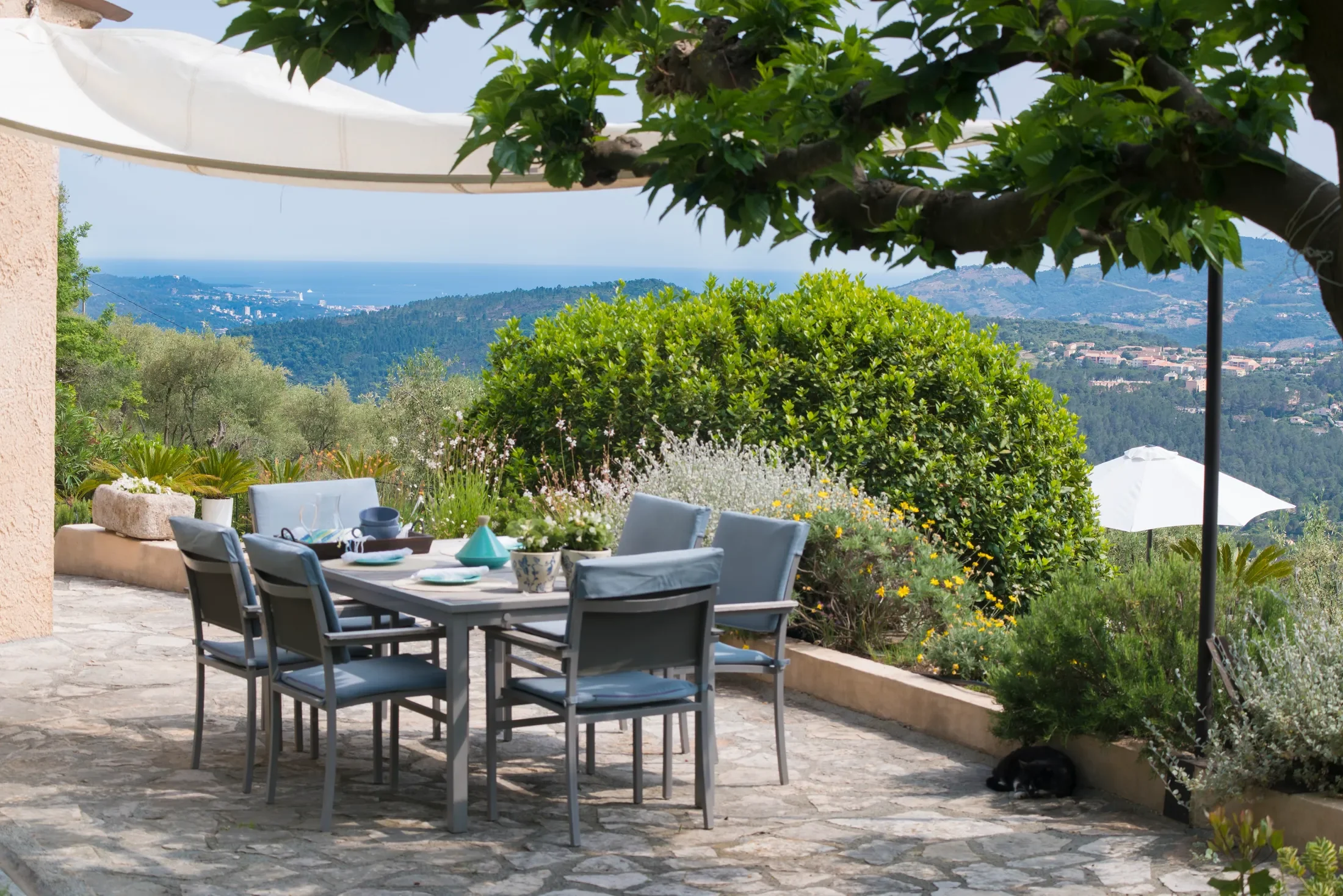 Provence, France, French Riviera, Provence-Alpes-Côte d'Azur, France. - Photo 8