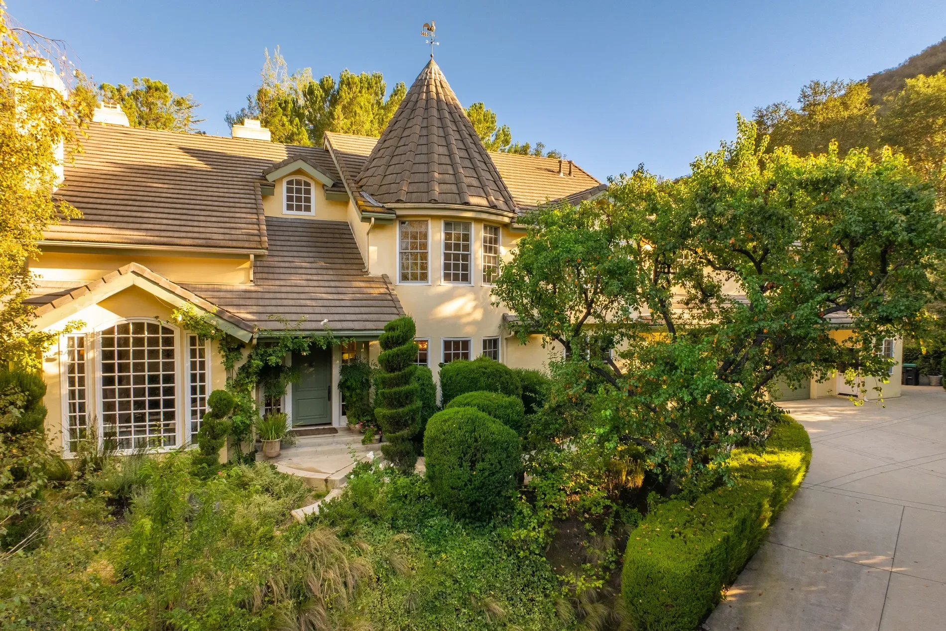 29146 Wagon Road, Agoura Hills, CA 91301, Agoura Hills, California, United States. - Photo 1