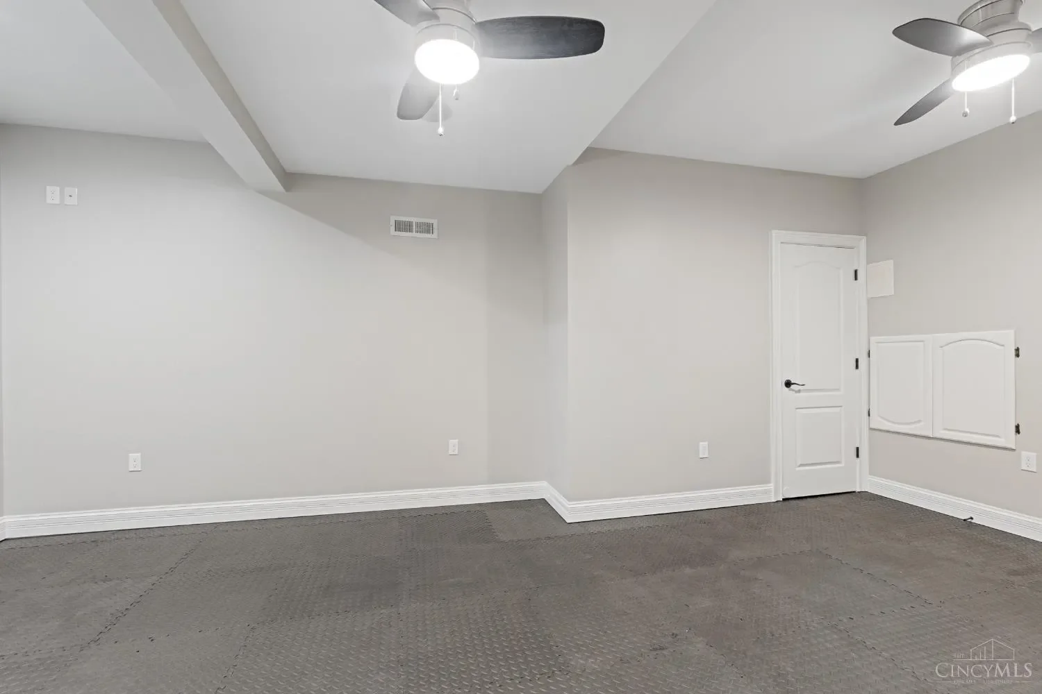 163 Compton Road, Wyoming, OH 45215, Wyoming, Ohio, United States. - Photo 21
