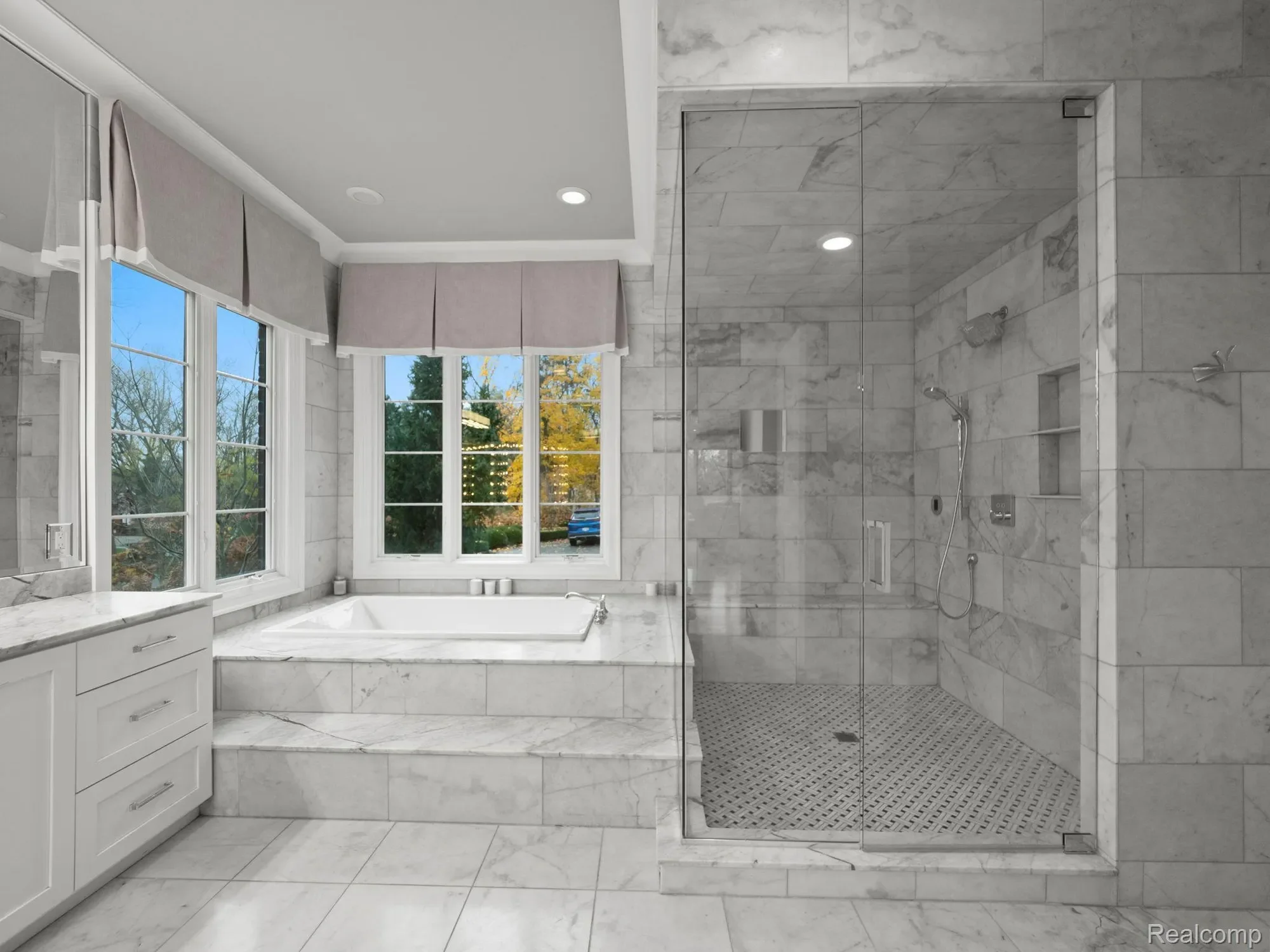 32890 Whatley Road, Franklin Village, MI 48025, Beverly Hills, Michigan, United States. - Photo 16