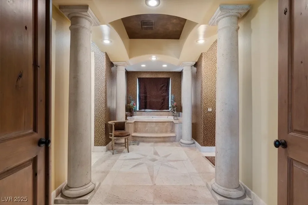 9717 Winter Palace Drive, Las Vegas, Nevada, United States. - Photo 41