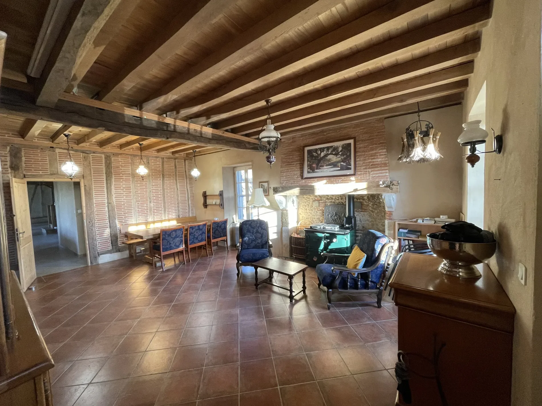 Cazaubon, Occitanie, France. - Photo 1