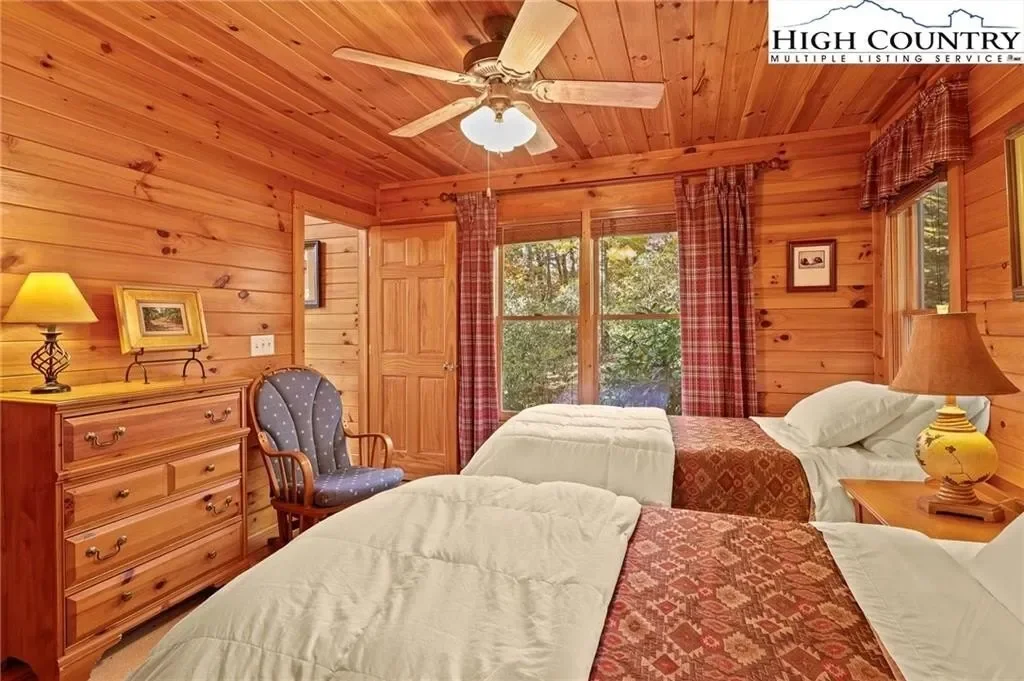675 Cabin Ridge Road, Ferguson, NC 28624, Ferguson, North Carolina, United States. - Photo 19