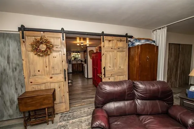 Gallery photo 3
