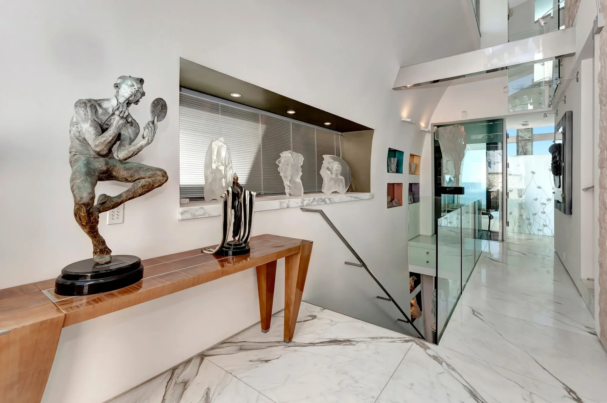 Gallery photo 2