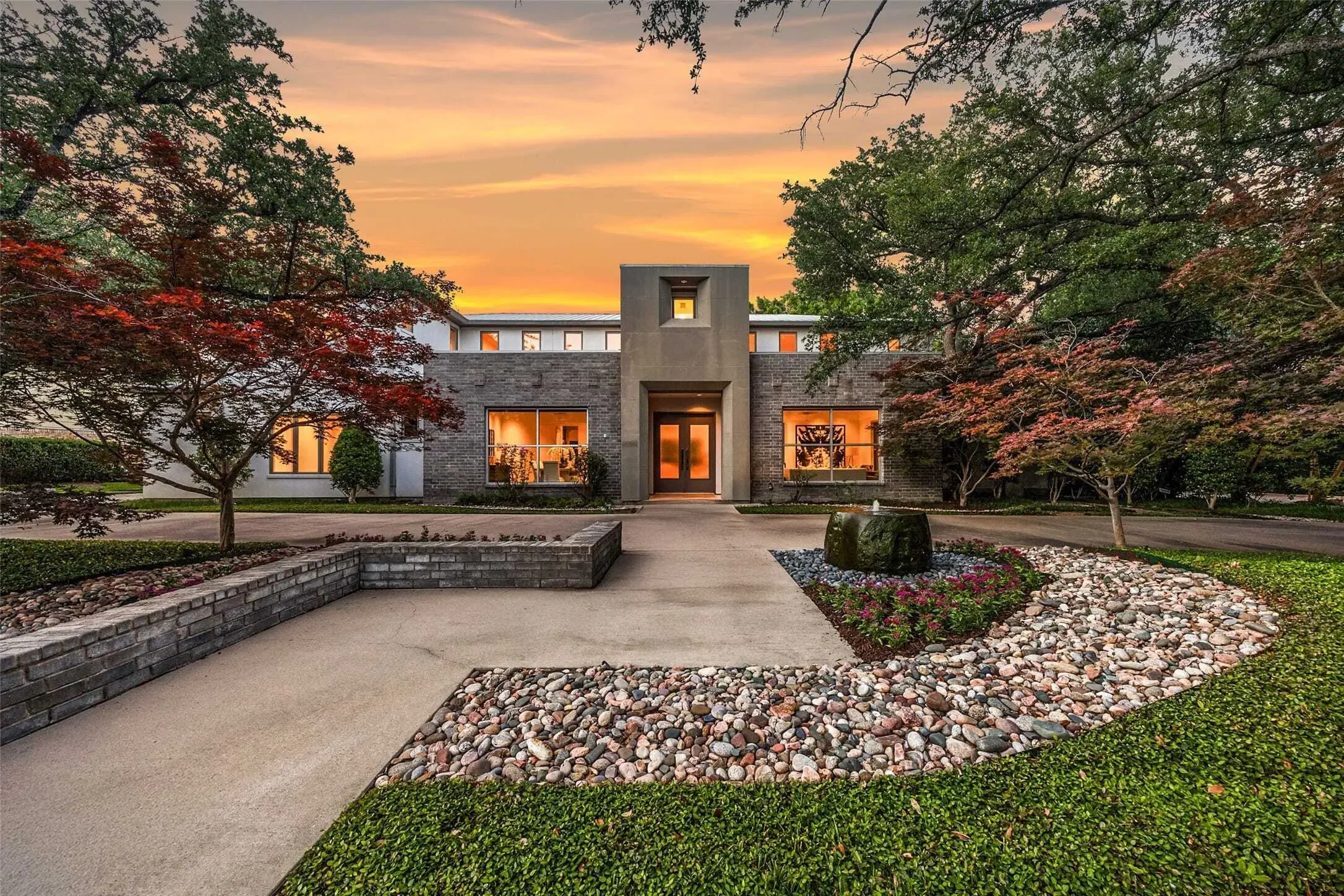 6007 Club Oaks Drive, Dallas, TX, 75248, USA, Dallas, Texas, United States. - Photo 2