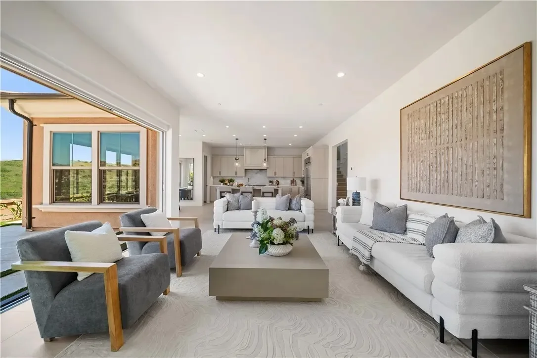 122 Mossvine, Irvine, California, United States. - Photo 5