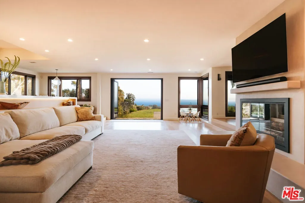 29660 Harvester Road, Malibu, California, United States. - Photo 37