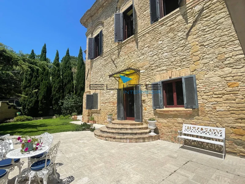 SP 29B, Abruzzo, Italy. - Photo 42