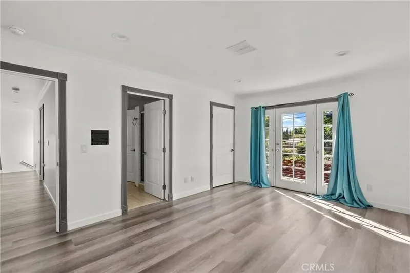 7839 Lena, 91304, California, United States. - Photo 17