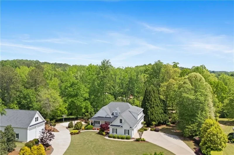 Single Family Residence in Canton