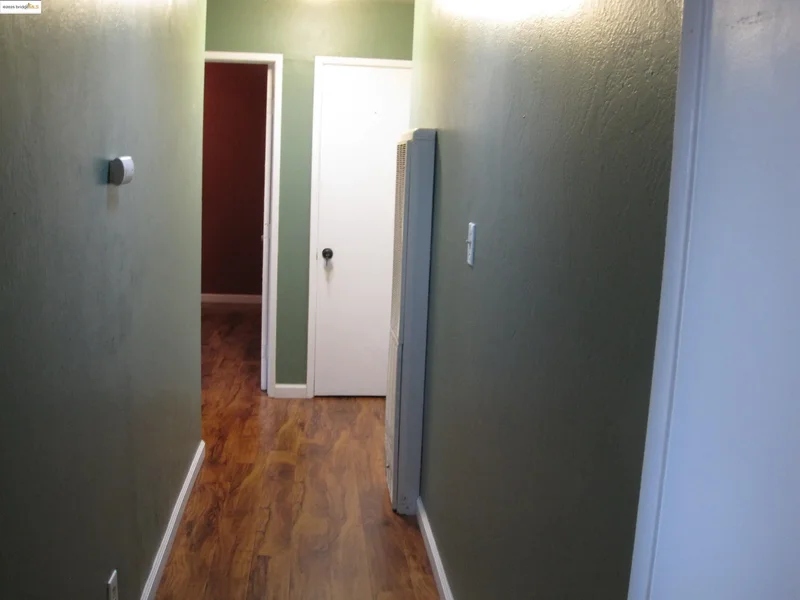 1600 E 31St St, Oakland, California, United States. - Photo 9