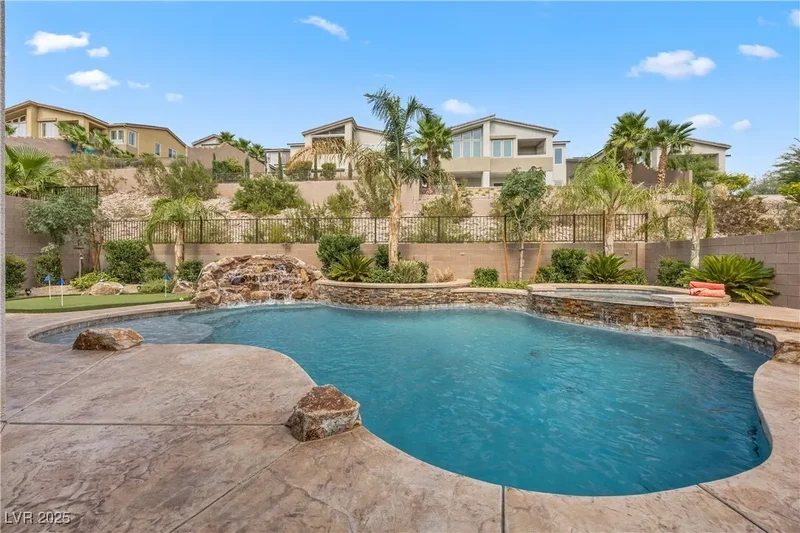 28 Vista Outlook Street, Henderson, NV 89011, Henderson, Nevada, United States. - Photo 57