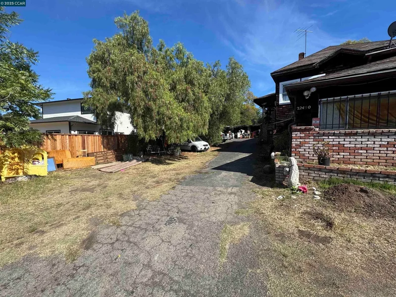 22490 Bayview Ave, Hayward, California, United States. - Photo 14