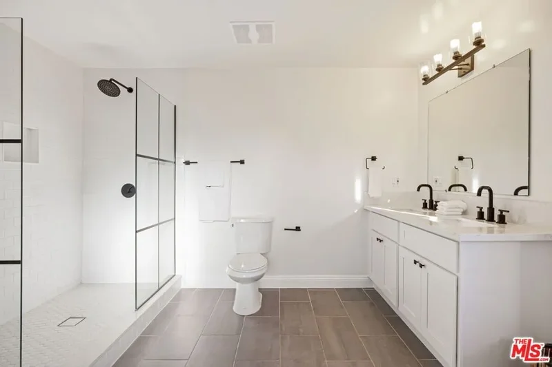 1788 W 24th Street, Los Angeles, California, United States. - Photo 19
