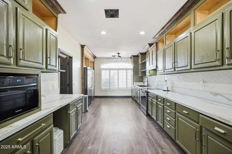 19623 W Meadowbrook Ave, Litchfield Park, AZ 85340, Litchfield Park, Arizona, United States. - Photo 4
