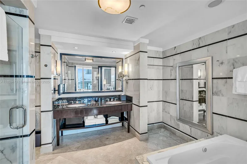 4391 Collins Ave 1706/1707, Miami Beach, Florida, United States. - Photo 15