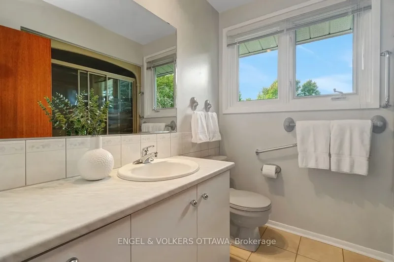 29 Qualicum Street, Ottawa, Ontario, Canada. - Photo 34