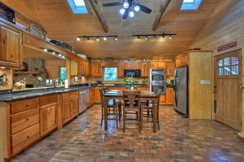 730 Riverside Lane, Blue Ridge, GA 30513, Blue Ridge, Georgia, United States. - Photo 49