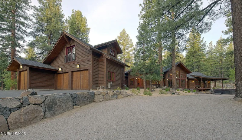 16555 Evergreen Hills Drive, Reno, NV 89511, Reno, Nevada, United States. - Photo 9