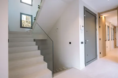 Thumbnail 38