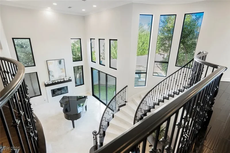 2486 Grassy Spring Place, Las Vegas, Nevada, United States. - Photo 3