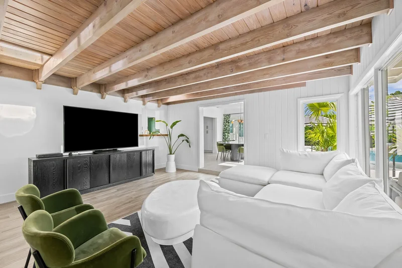 2728 NE 19th St , Fort Lauderdale, FL 33305, Wilton Manors, Florida, United States. - Photo 12