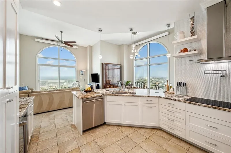 500 Seawall Boulevard 1401, Galveston, Texas, United States. - Photo 37