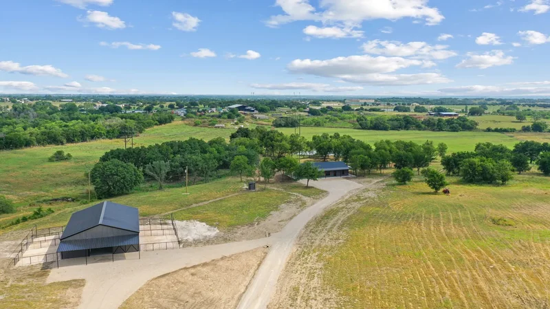 1355 County Road 304, Dublin, TX 76446, Dublin, Texas, United States. - Photo 13