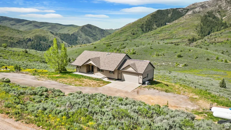 2013 N RIVER VIEW CIR, Huntsville, Utah, United States. - Photo 44