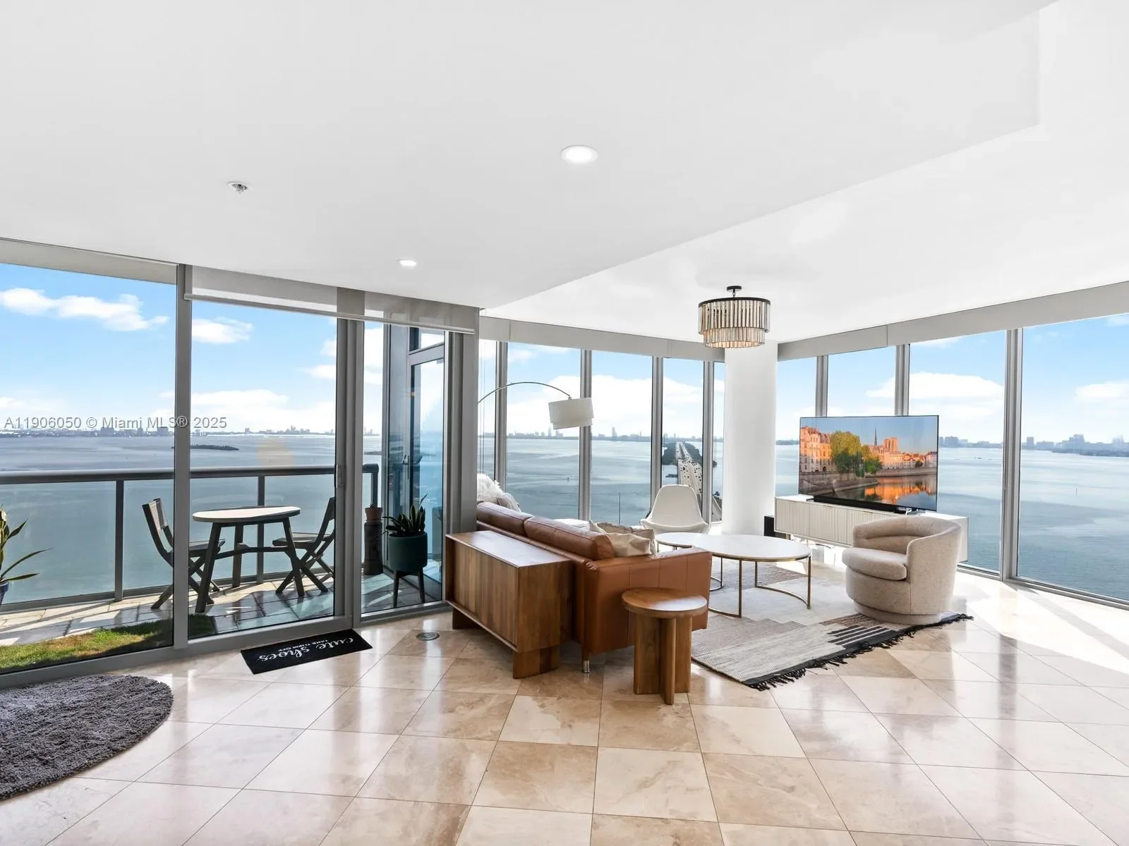 601 NE 36th St 2312, Miami, Florida, United States. - Hero Image