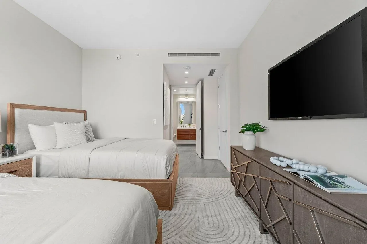 220 SE Mizner Boulevard, Boca Raton, Florida, United States. - Photo 21