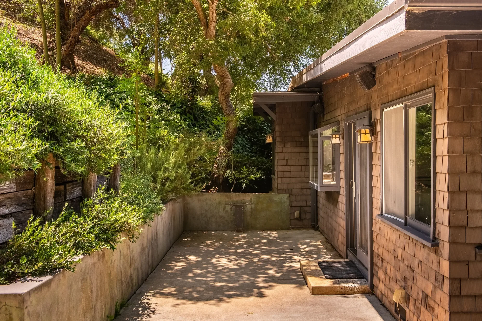 9648 Yoakum Drive , Beverly Hills, CA 90210, Beverly Hills, California, United States. - Photo 16