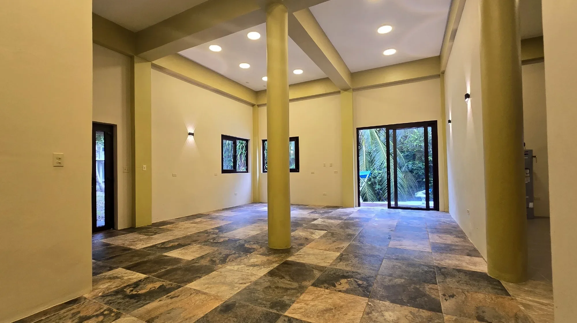 Gallery photo 5