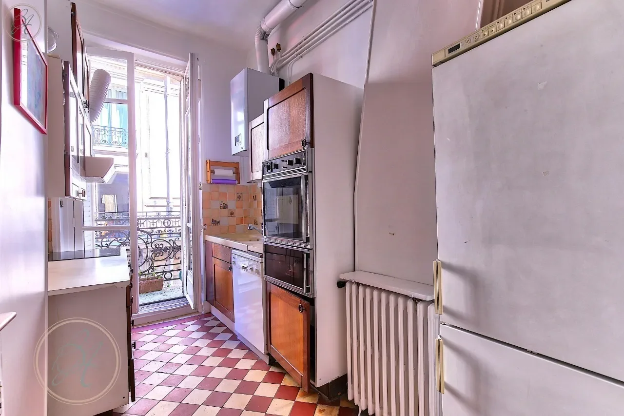 Paris, Île-de-France, France. - Photo 3