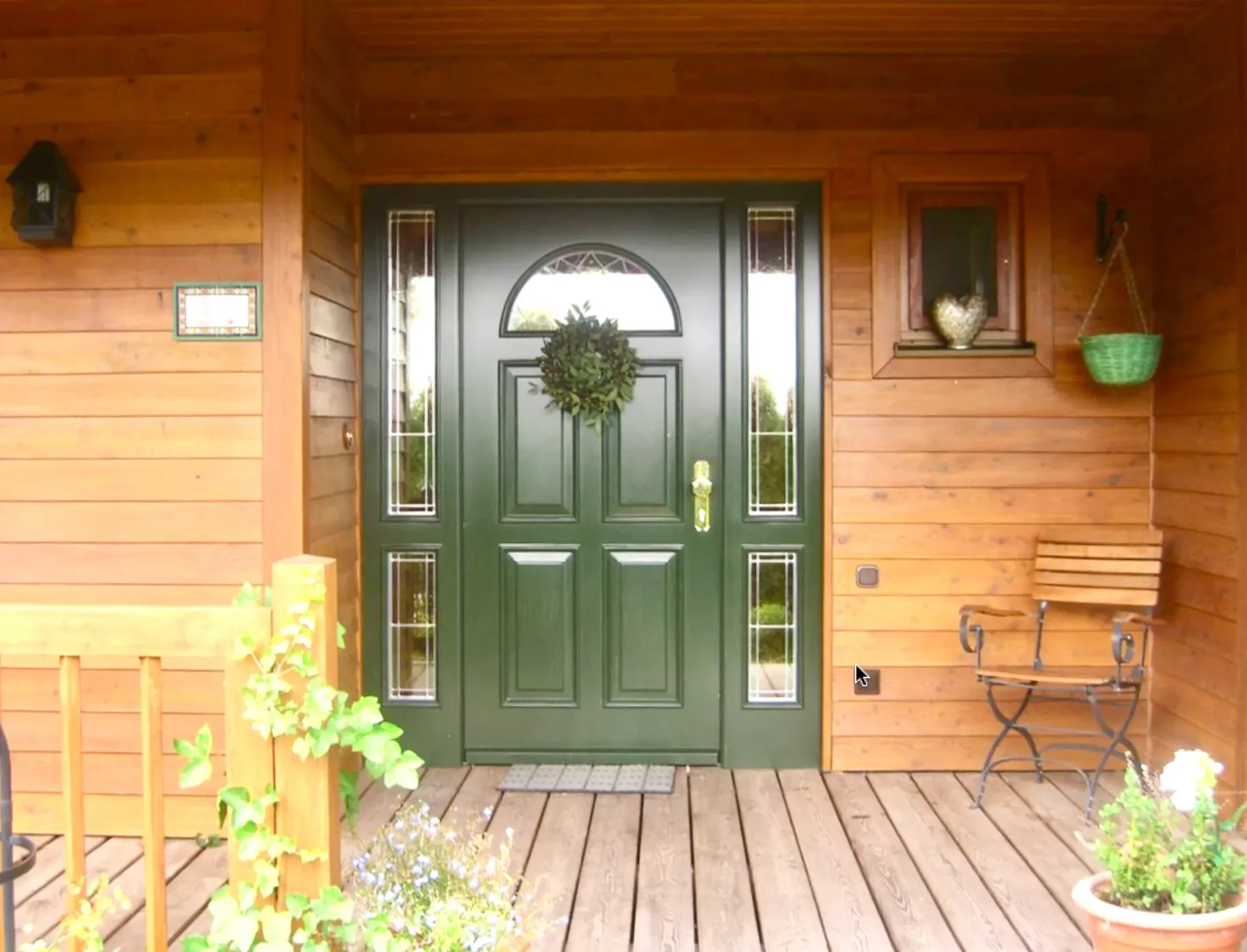 Exterior photo 6