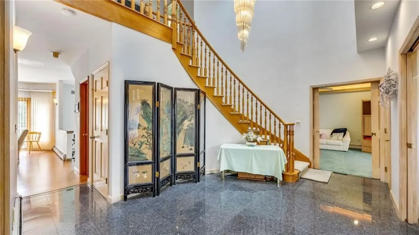16 Nicolosi, New York, New York, United States. - Photo 17