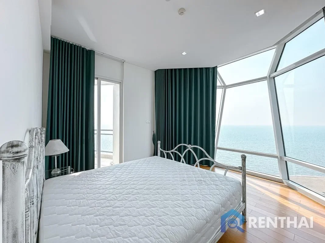 Rare Penthouse Corner Condo at Reflection Jomtien Beach · 3-Bed · Pet-Friendly