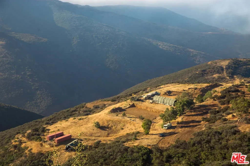 9950 COTHARIN Road, Malibu, California, United States. - Photo 41