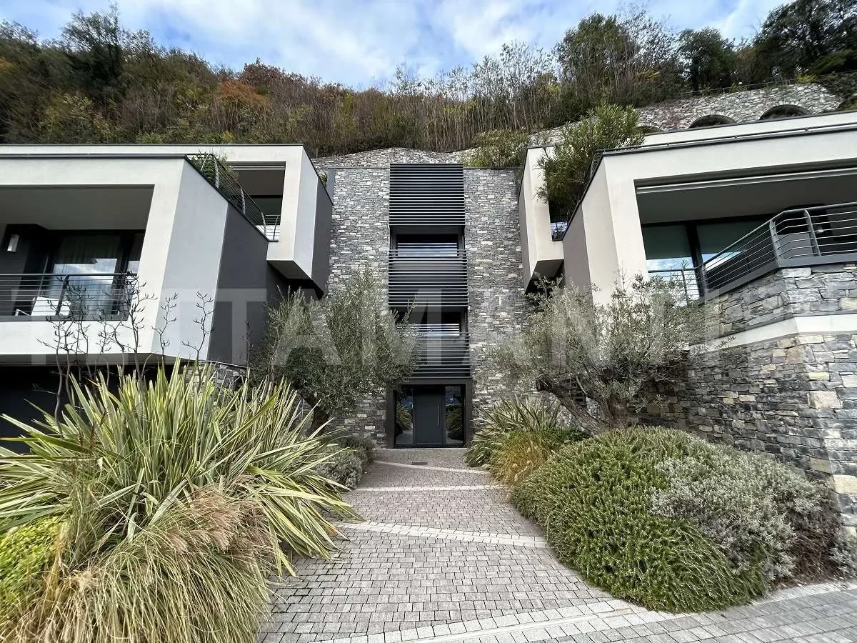 Moltrasio, Lombardy, Italy. - Photo 14