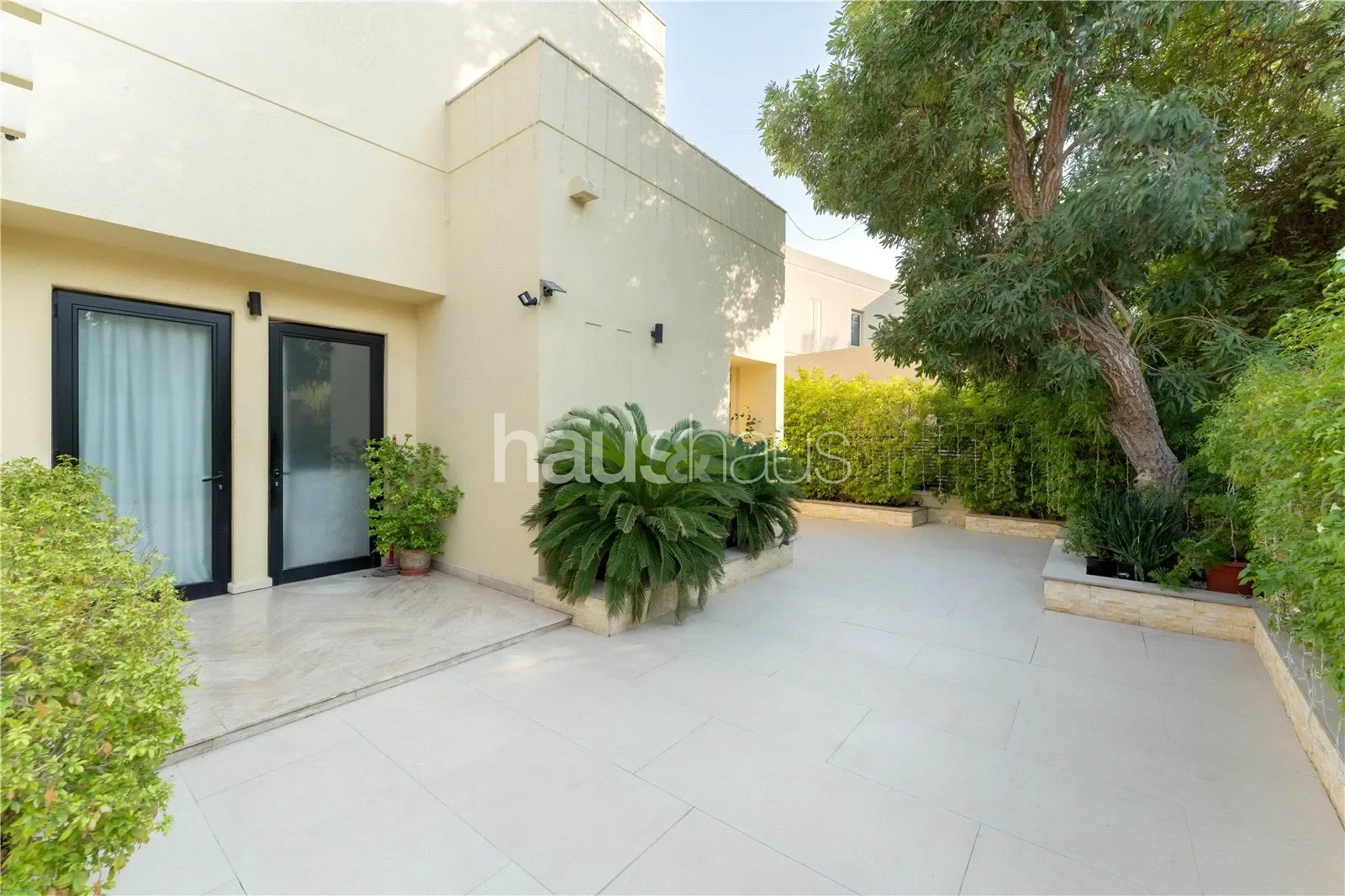 Gallery photo 8